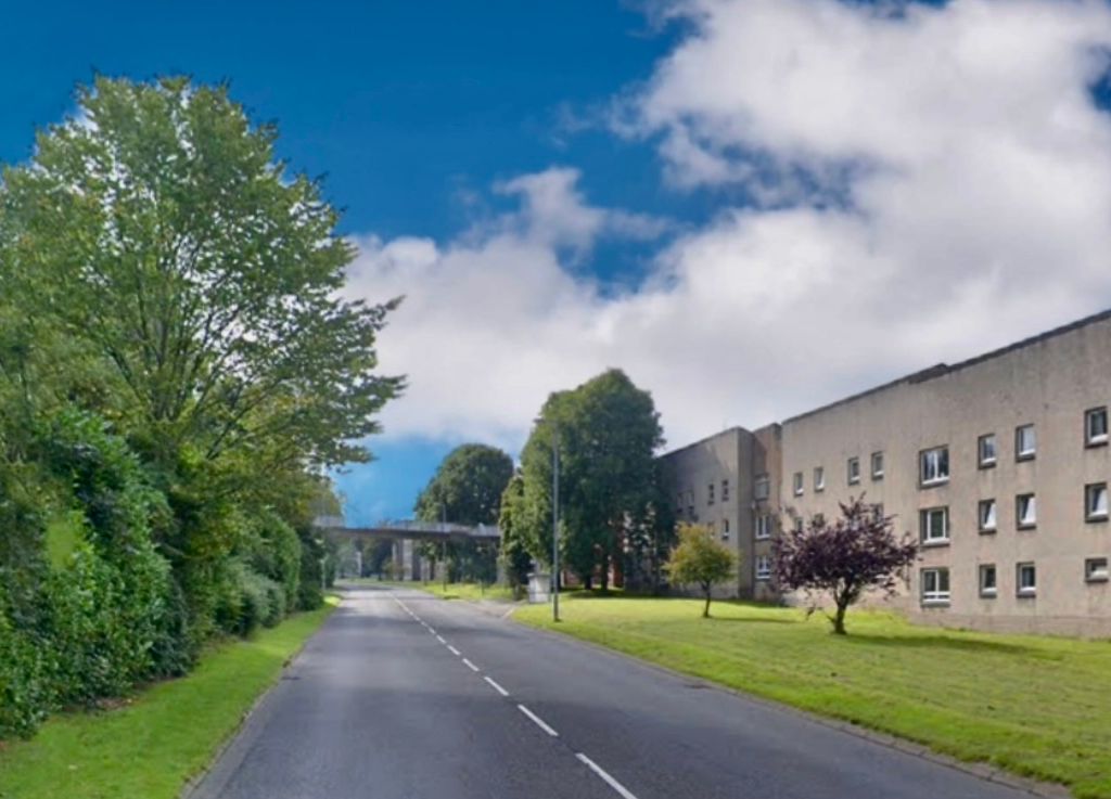 2 bed flat to rent in Ash Road, Cumbernauld, Glasgow G67, £695 pcm Zoopla