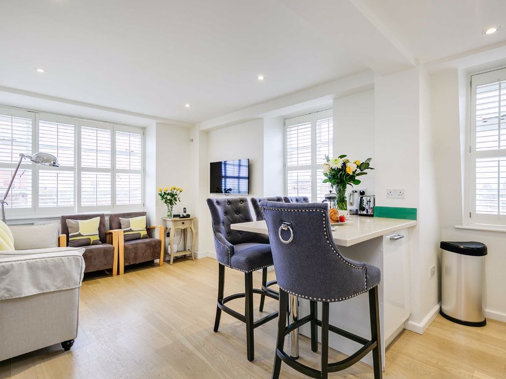 Sloane Avenue, London SW3