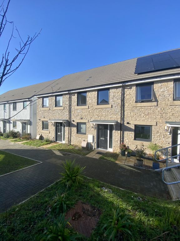 2 bed terraced house for sale in Centenary Way, Penzance TR18 Zoopla