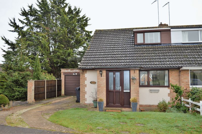 2 bed semidetached house to rent in Haycroft Walk, Kingsthorpe