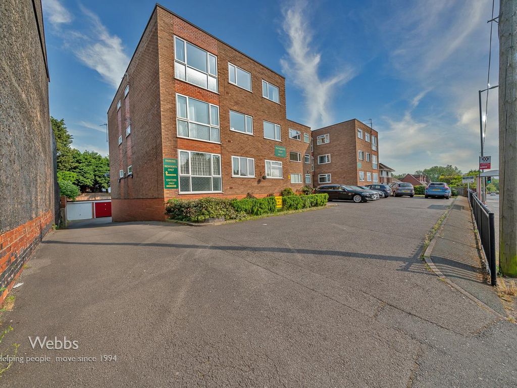2 bed flat for sale in Lichfield Road, Shelfield, Walsall WS4 Zoopla