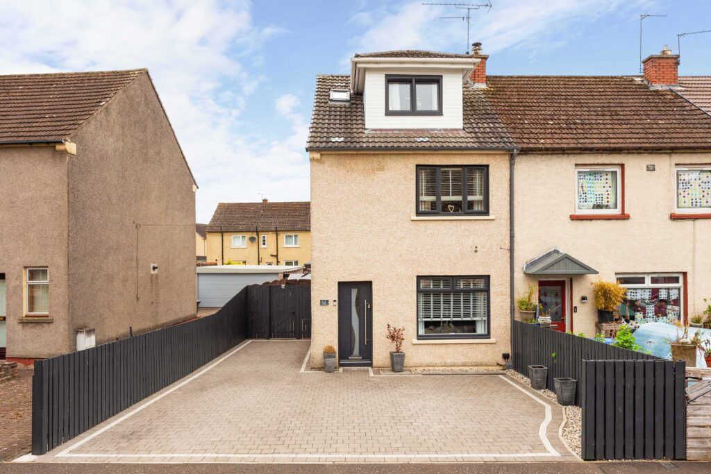 3 bed end terrace house for sale in Braehead Terrace, Linlithgow EH49