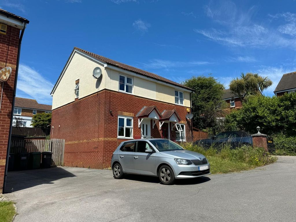 2 bed property to rent in Mulberry Close, Paignton, Devon TQ3, £1,000