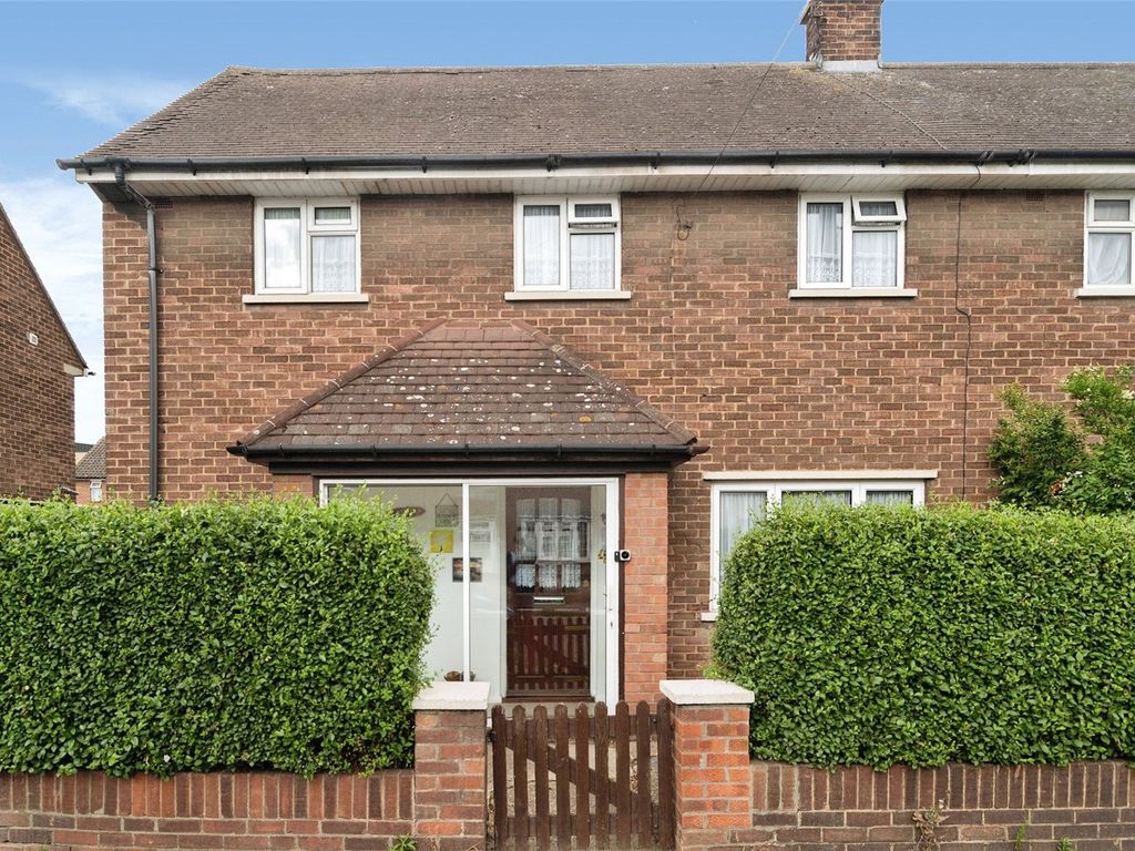 3 bed end terrace house for sale in Ottawa Road, Tilbury, Essex RM18
