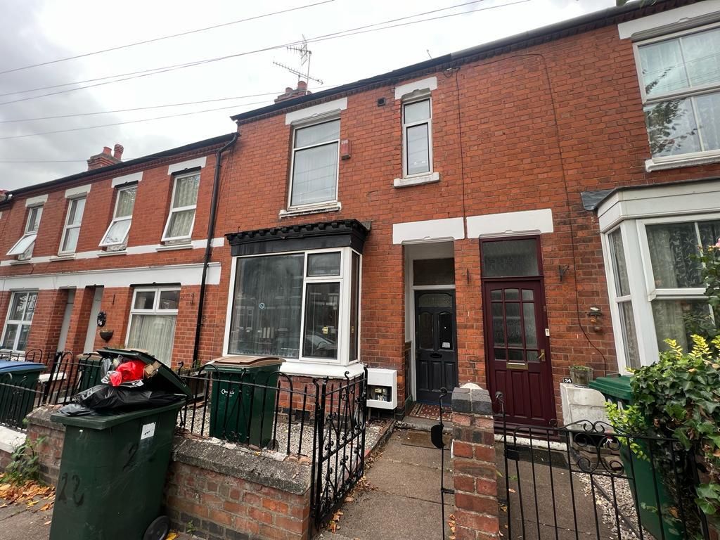 4 bed terraced house to rent in Queensland Avenue, Chapelfields
