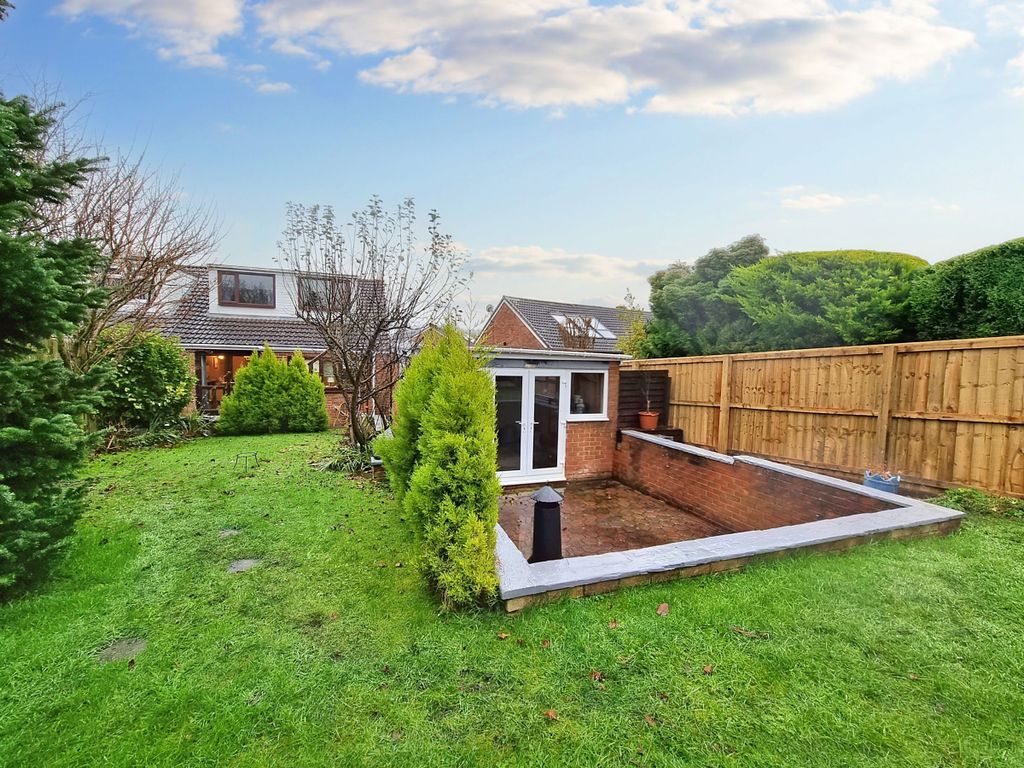 4 bed semidetached house for sale in Tudor Drive, Tanfield, Stanley