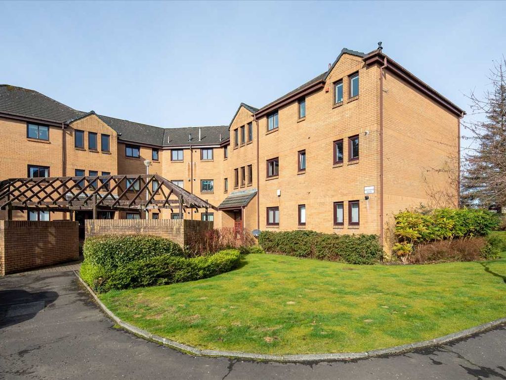 3 bed flat for sale in Brownside Mews, Cambuslang, Glasgow G72, £