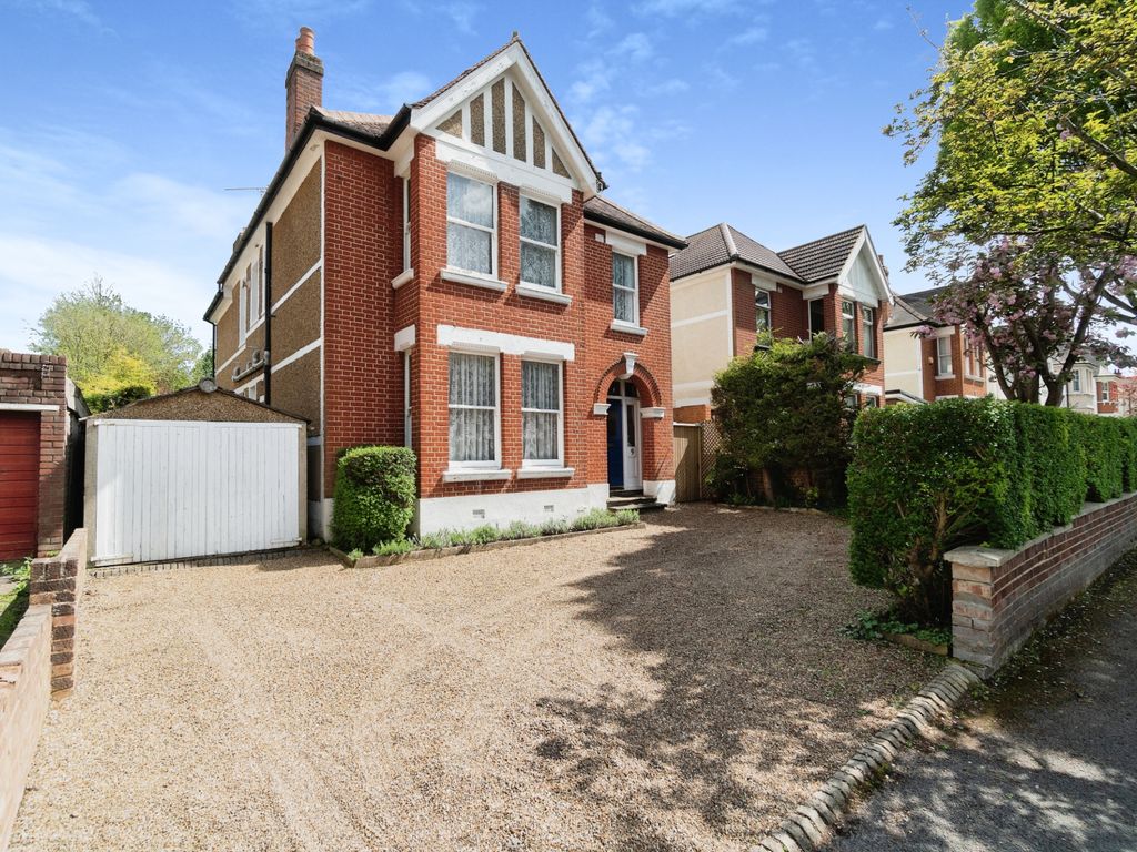 4 bed detached house for sale in Park Hill Road, Wallington SM6 Zoopla