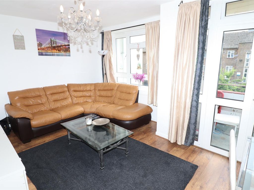 2 bed flat to rent in Howland Estate, Canada Water, London SE16 Zoopla