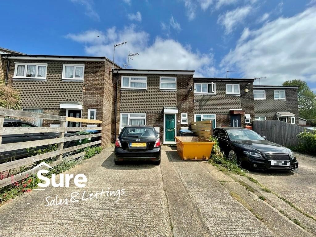 3 bed terraced house to rent in Lomond Road, Hemel Hempstead