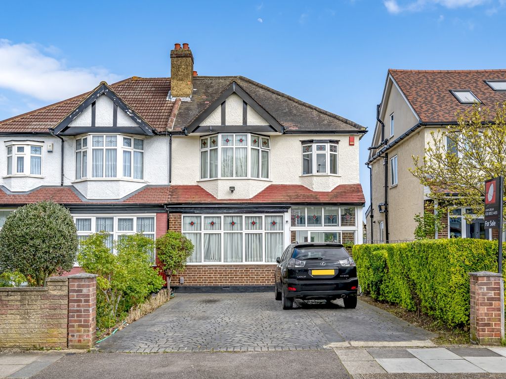 3 bed semidetached house for sale in College Park Close, London SE13