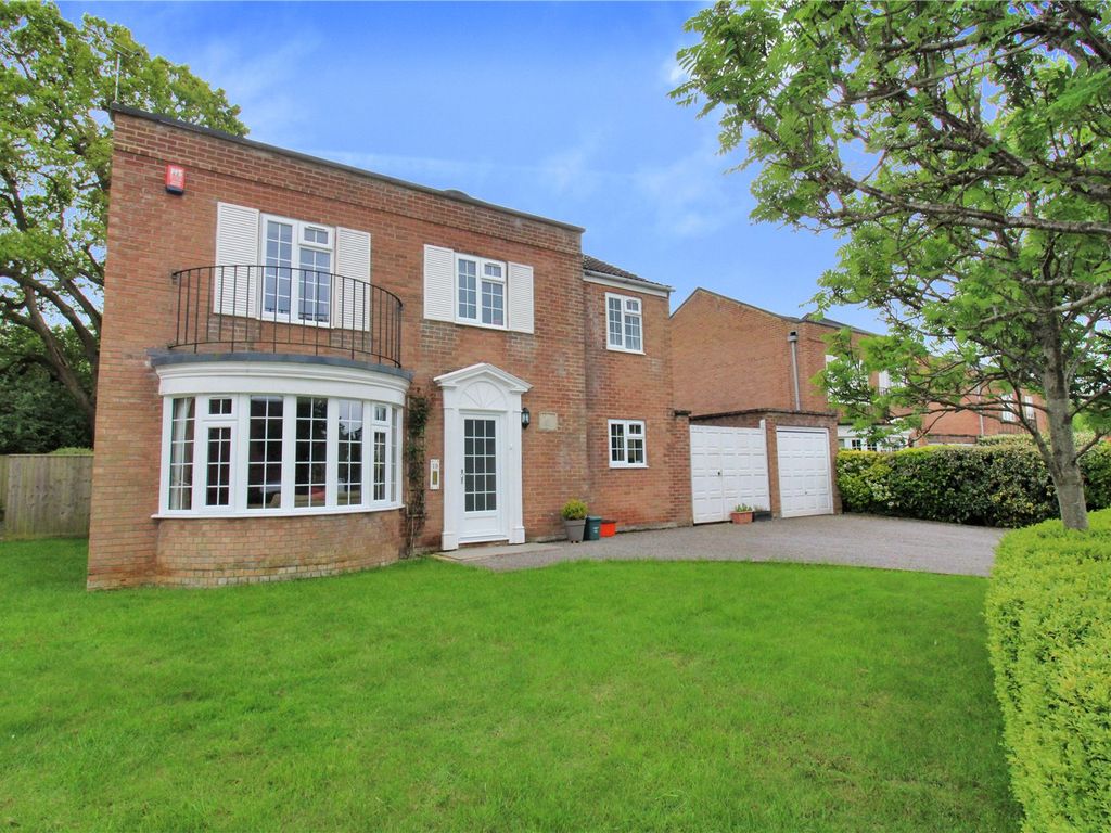 4 bed detached house for sale in Carlton Gate, Broome Manor, Swindon
