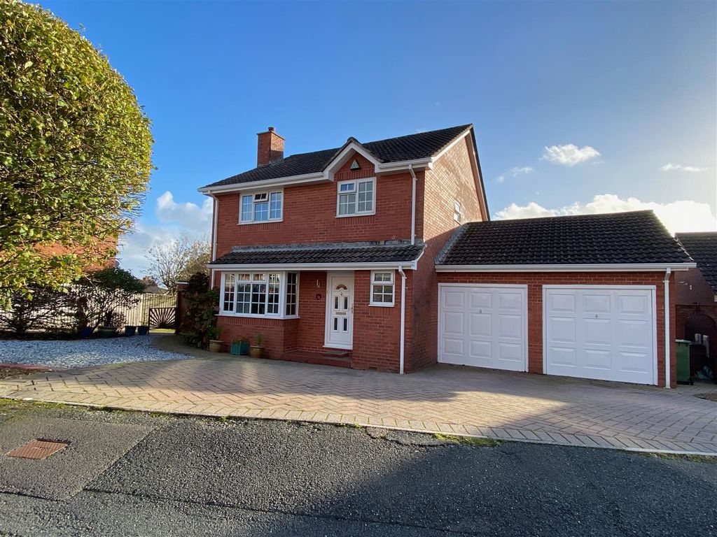 4 bed detached house for sale in St Maurice View, Plympton, Plymouth