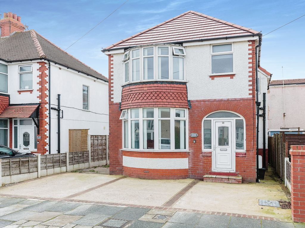 3 bed detached house for sale in Ryden Avenue, ThorntonCleveleys, Lancashire FY5 Zoopla