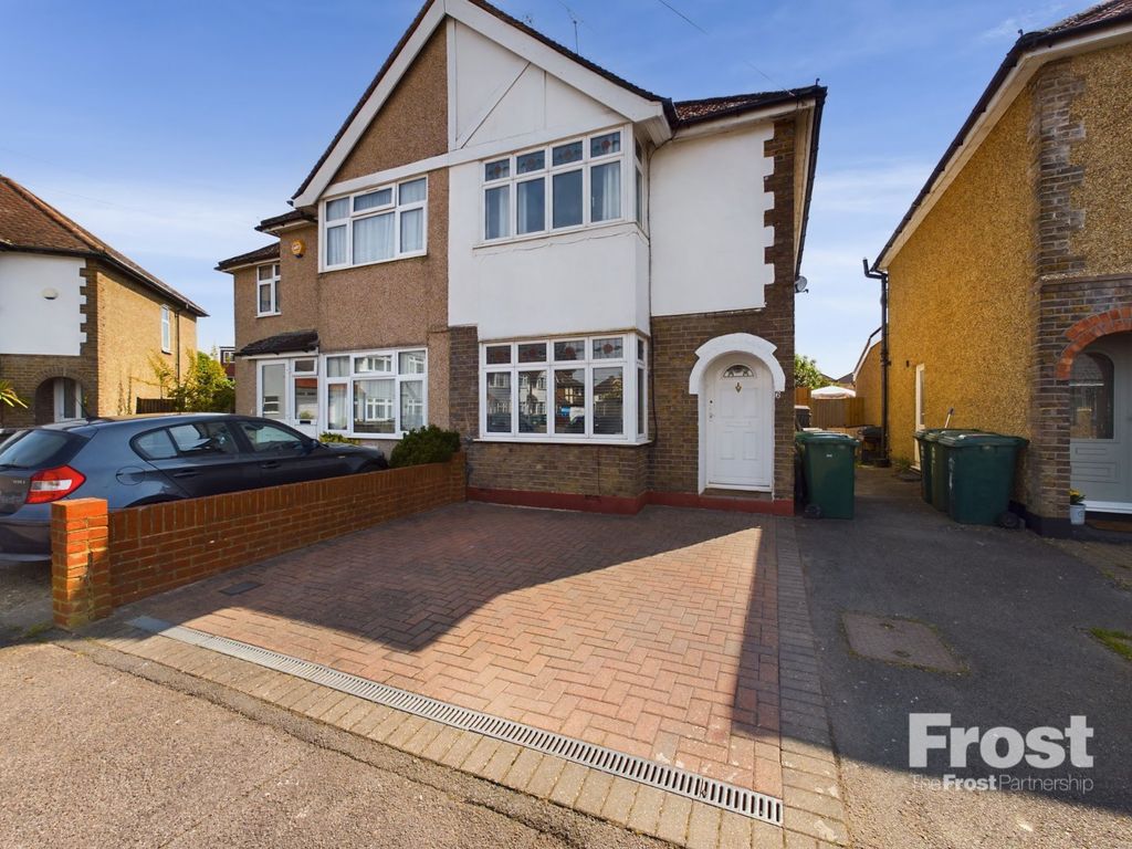 3 bed semidetached house to rent in Sydney Crescent, Ashford, Surrey TW15 Zoopla