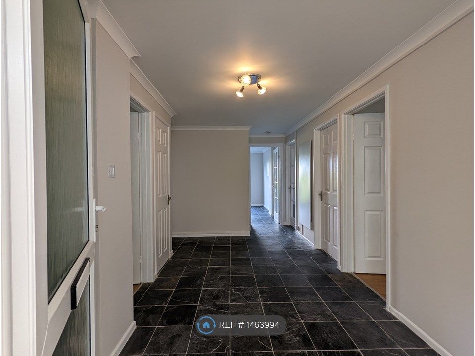 3 bed flat to rent in Carrick House, Falmouth TR11 Zoopla