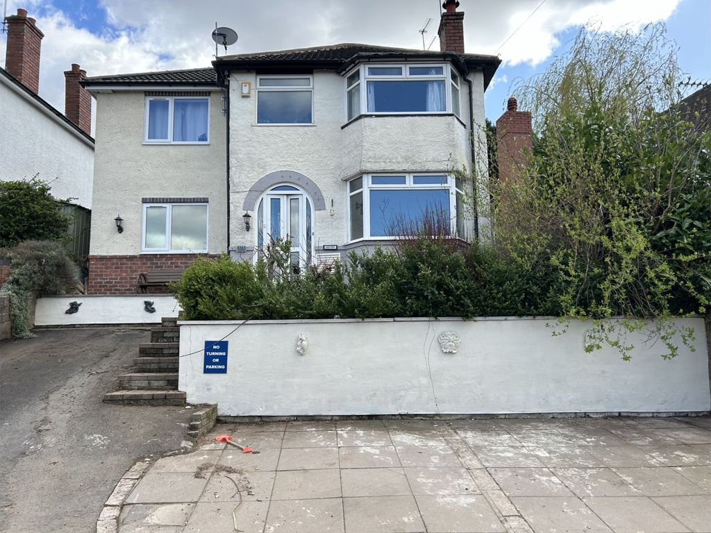 5 bed detached house for sale in Stourbridge Road, Kidderminster DY10