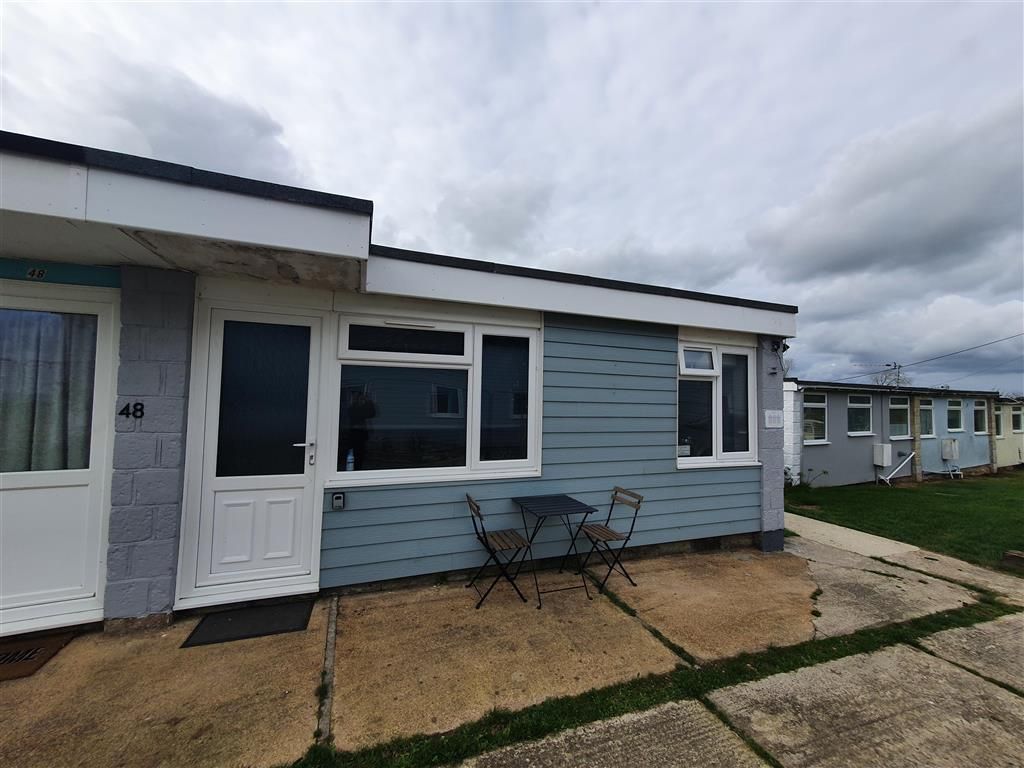 2 bed mobile/park home for sale in Yaverland Road, Sandown, Isle Of Wight PO36, £55,000 Zoopla