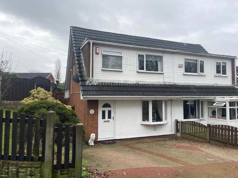 3 bed semidetached house for sale in Croft Head Drive, Milnrow