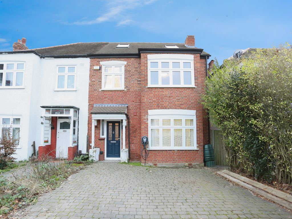 4 bed semidetached house for sale in Footscray Road, London SE9, £625,000 Zoopla
