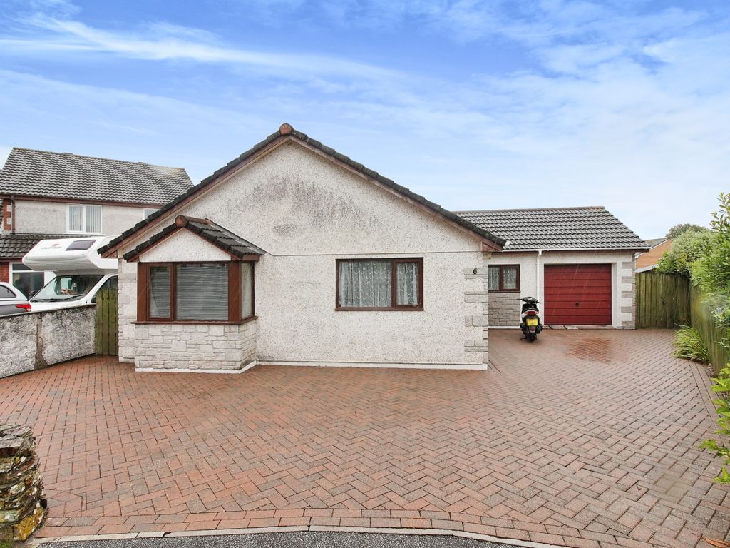 2 bed bungalow for sale in Tregargus View, St. Stephen, St. Austell