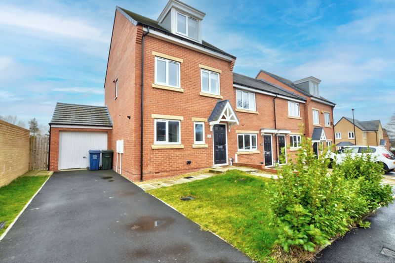 3 bed semidetached house for sale in Dunblane Crescent, West Denton