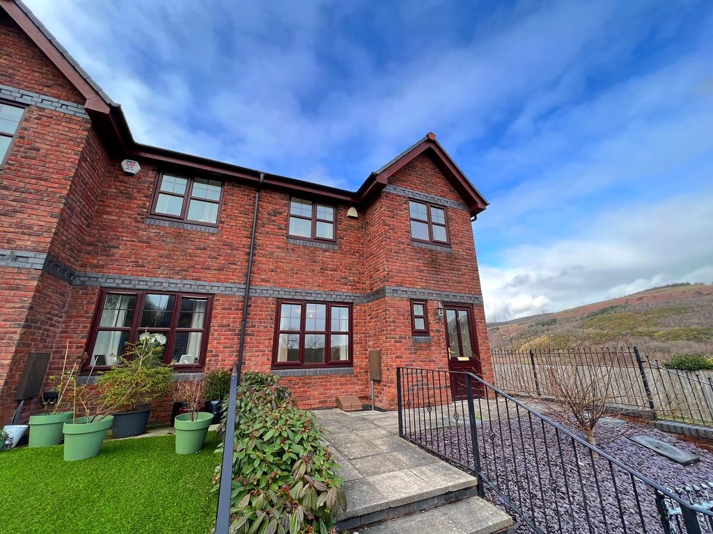 3 bed property to rent in Llys Gwilym, Ynysybwl, Pontypridd CF37 Zoopla