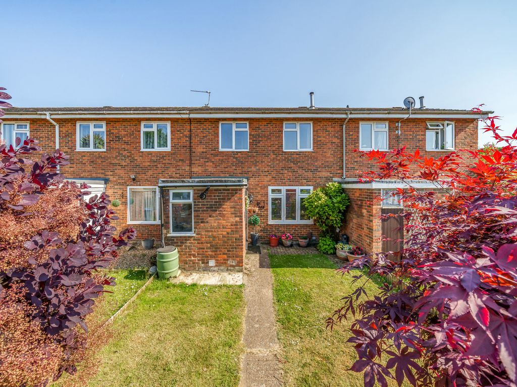 3 bed terraced house for sale in Moore Close, Addlestone, Surrey KT15