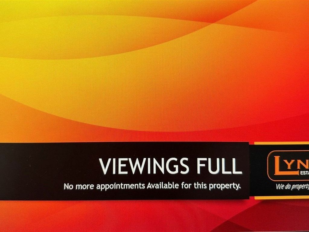 2 bed terraced house to rent in Meadow Lane, Denton, Manchester M34, £