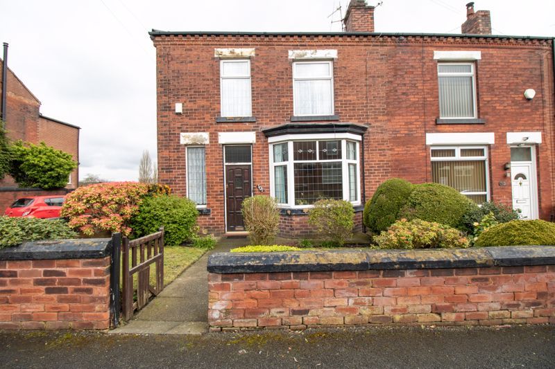 4 bed terraced house for sale in Church Road, Kearsley, Bolton BL4, £