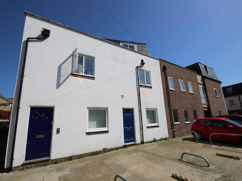 1 bed flat for sale in Saffron Court, Portsmouth PO1, £160,000 Zoopla