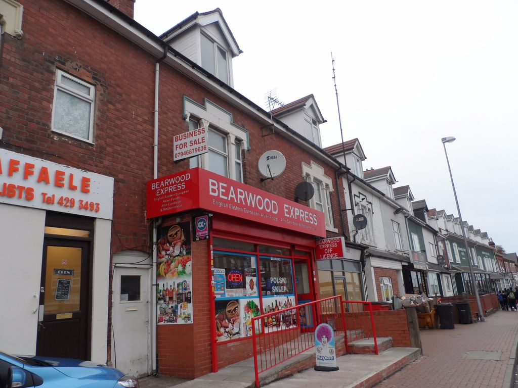 2 bed flat to rent in Bearwood Road, Smethwick B66 Zoopla