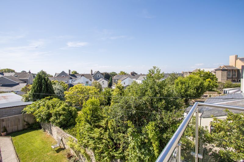 1 bed flat for sale in Albert Crescent, Penarth CF64 Zoopla