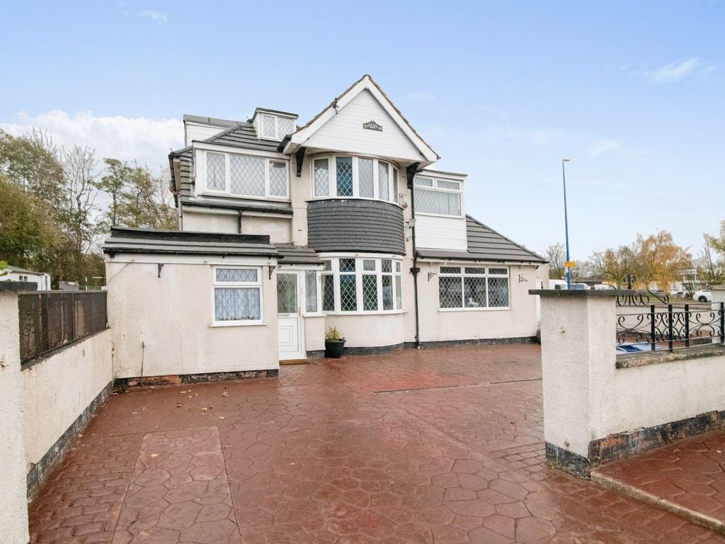 5 bed detached house for sale in Green Street, West Bromwich B70 Zoopla