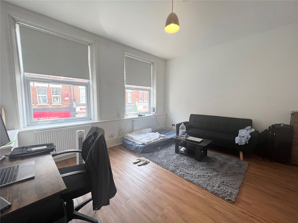 Studio to rent in Topsfield Parade, Tottenham Lane, London N8 Zoopla