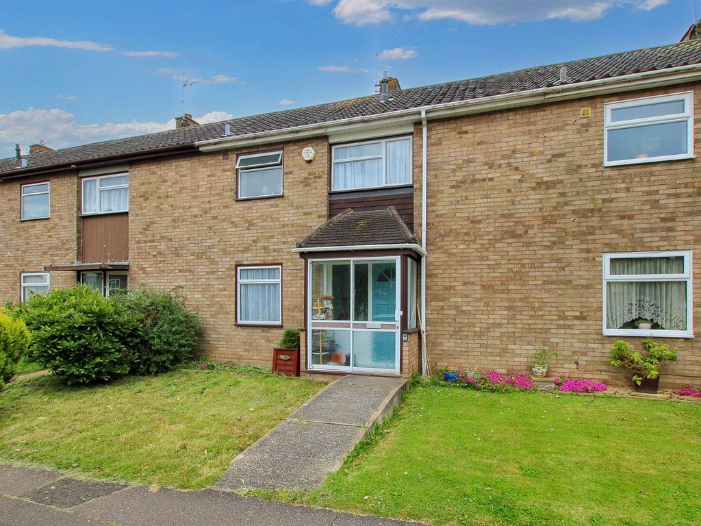 2 bed terraced house for sale in Wickhay, Basildon SS15, £325,000 Zoopla