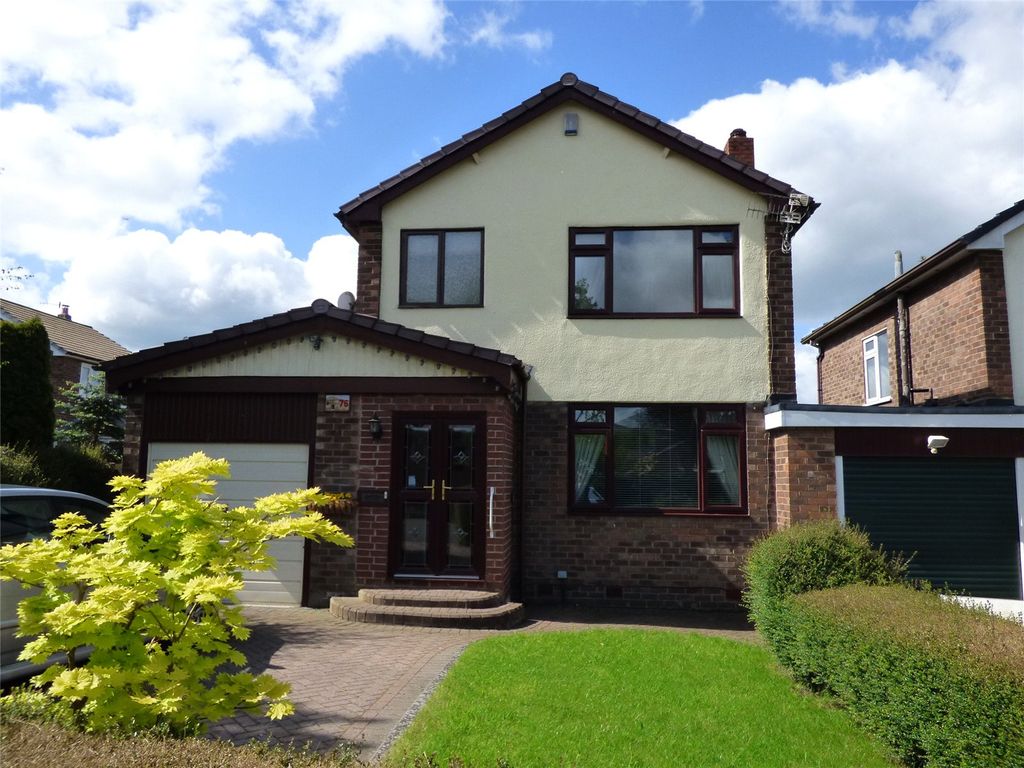 3 bed linkdetached house for sale in Lower Barn Road, Hadfield