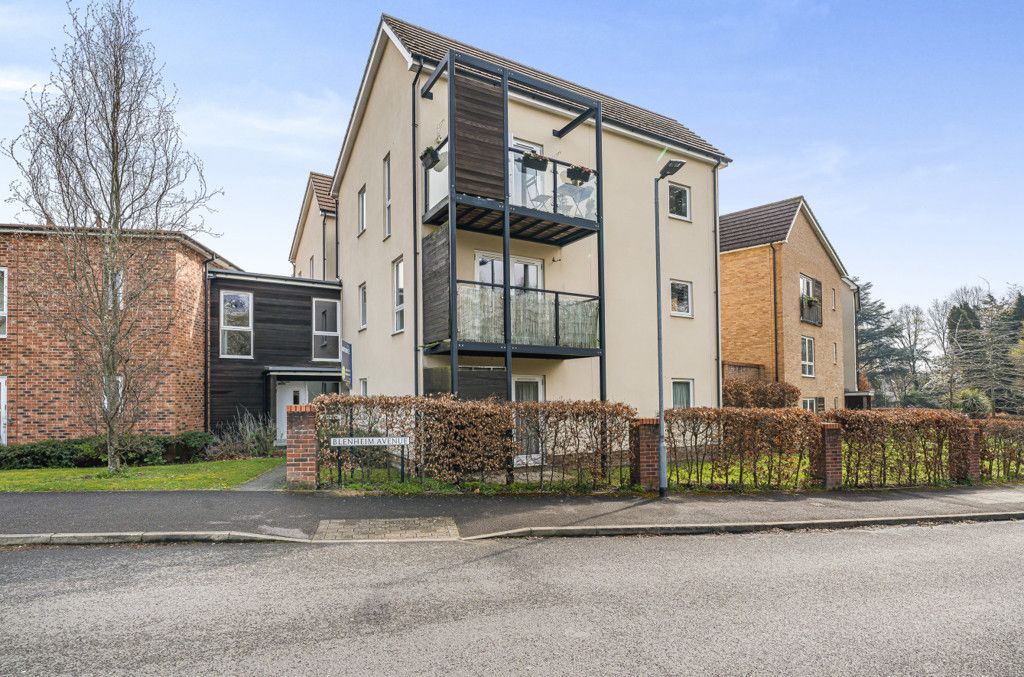 2 bed flat for sale in Hampden Crescent, Bracknell, Berkshire RG12 Zoopla