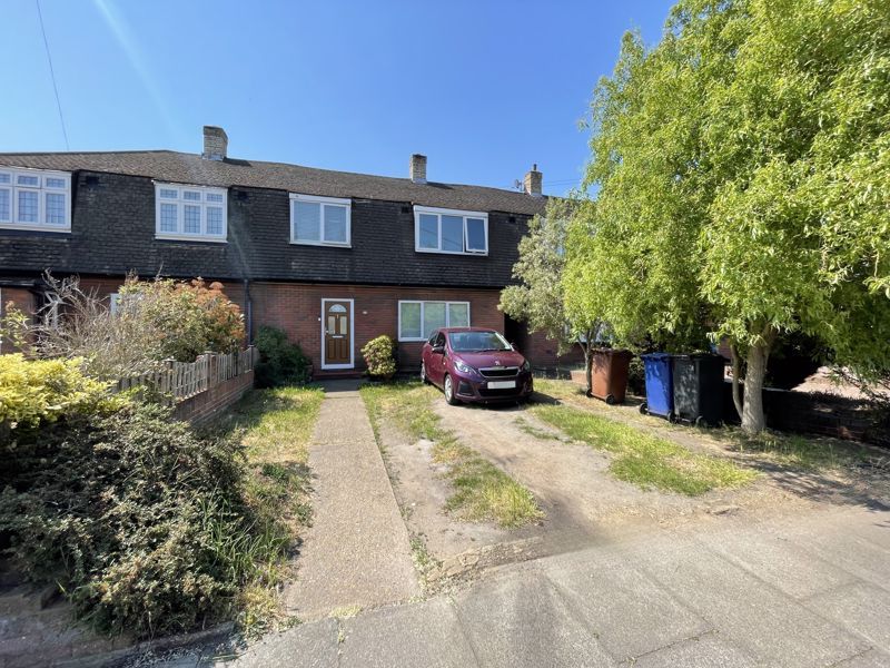 3 bed terraced house for sale in Broxburn Drive, South Ockendon RM15