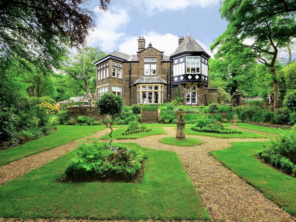 6 bed detached house for sale in Park Dene Drive, Glossop SK13 Zoopla