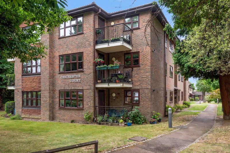 2 bed flat for sale in Parkhill Road, Bexley DA5, £375,000 Zoopla