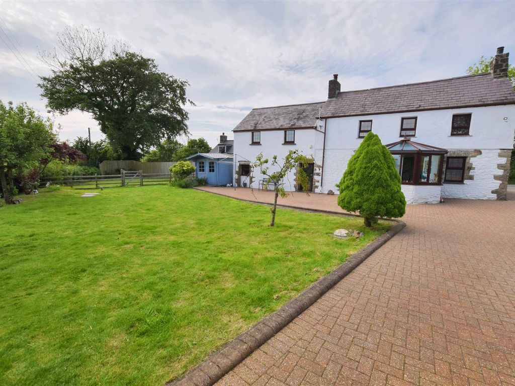 3 bed detached house for sale in Glynarthen, Llandysul SA44, £350,000 Zoopla