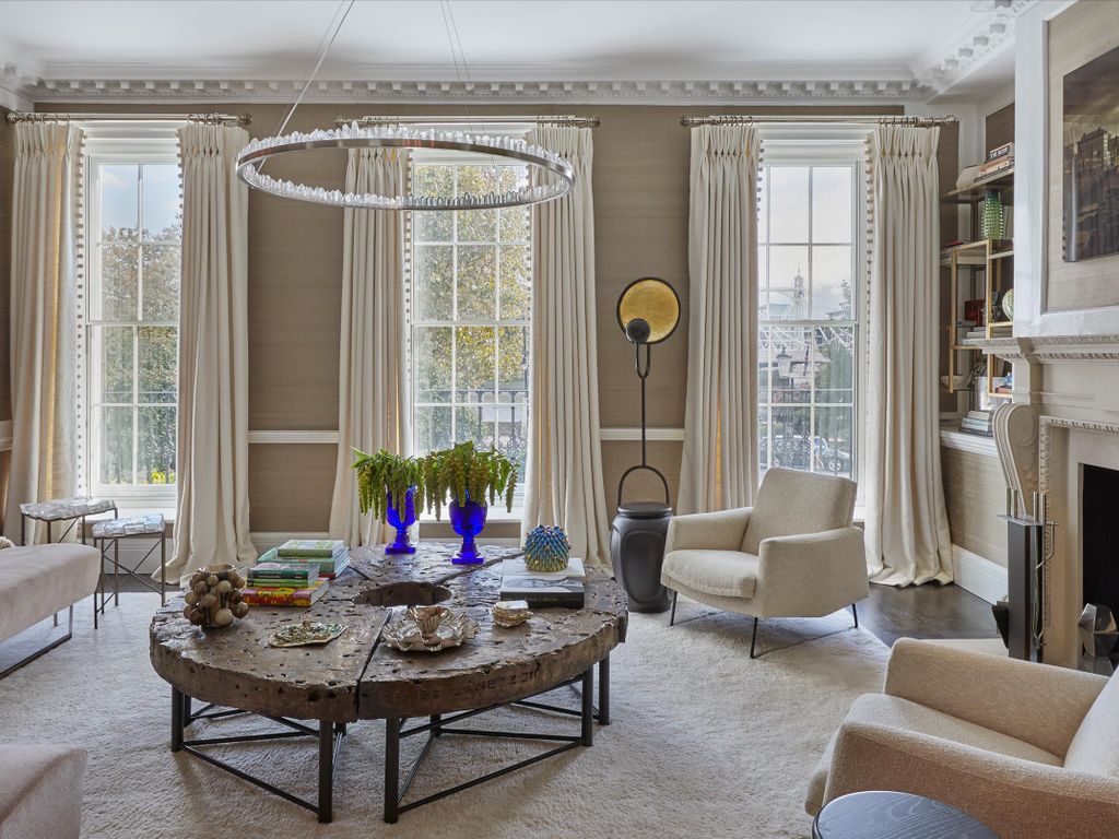 Cheyne Walk amp Cheyne Mews, London SW3  