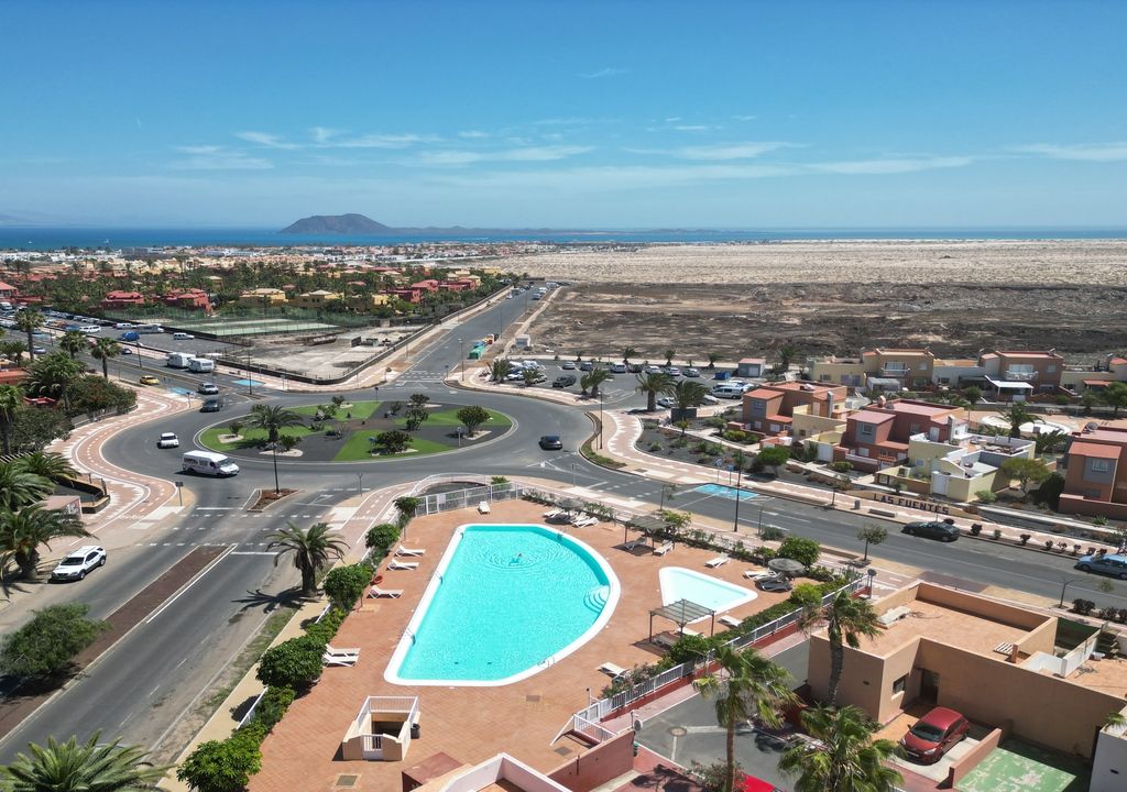 2 bed villa for sale in Corralejo, Canary Islands, Spain, £196,134 Zoopla