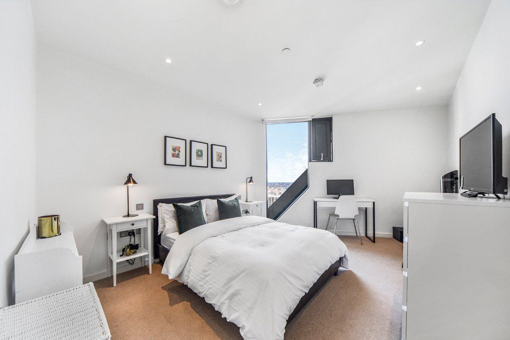 Walworth Road, Elephant amp Castle, London SE1  