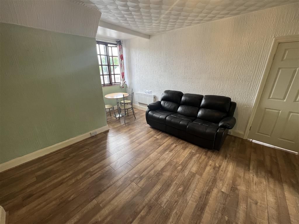 1 bed flat to rent in Clarence Street, Pontypool NP4 Zoopla