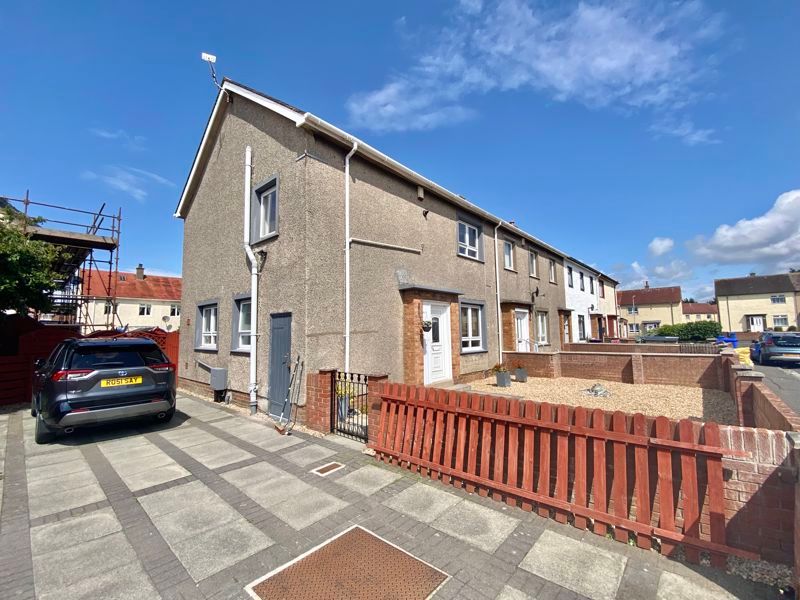 3 bed end terrace house for sale in Braemar Square, Ayr KA8, £110,000