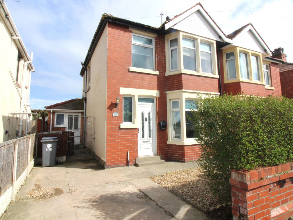 4 bed semidetached house for sale in Lindale Gardens, South Shore FY4