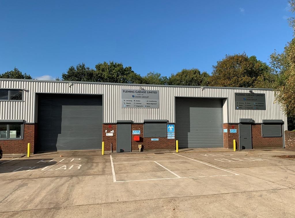 Warehouse to let in Units 8 & 9 Fleming Close, Segensworth, Fareham