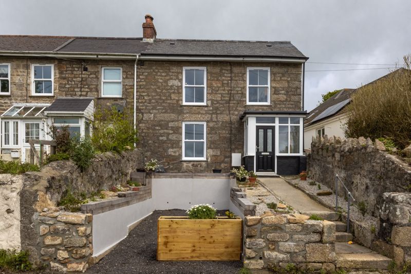 3 bed cottage for sale in North Road, Valley View Estate, Lanner